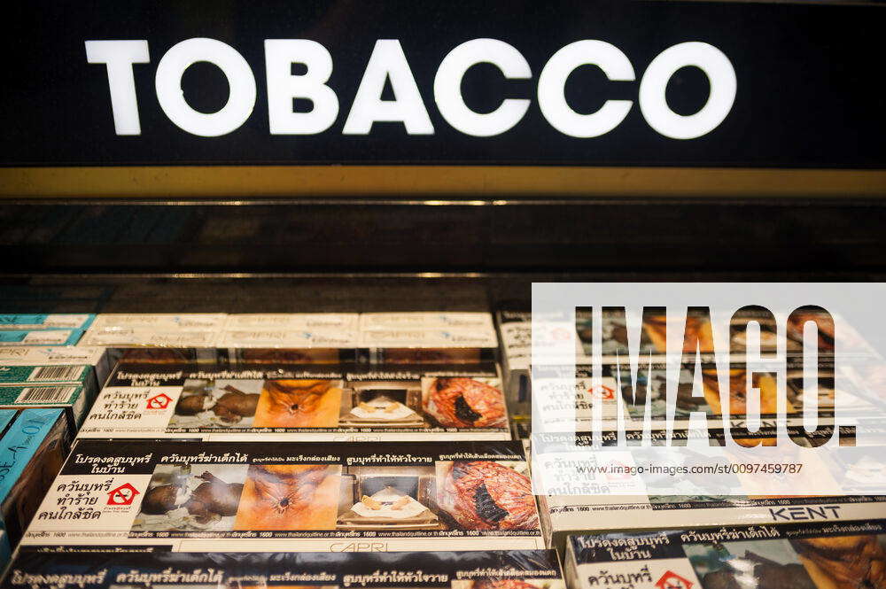 08 02 2017, Bangkok, Thailand, Asia Filled shelves of a tobacco ...