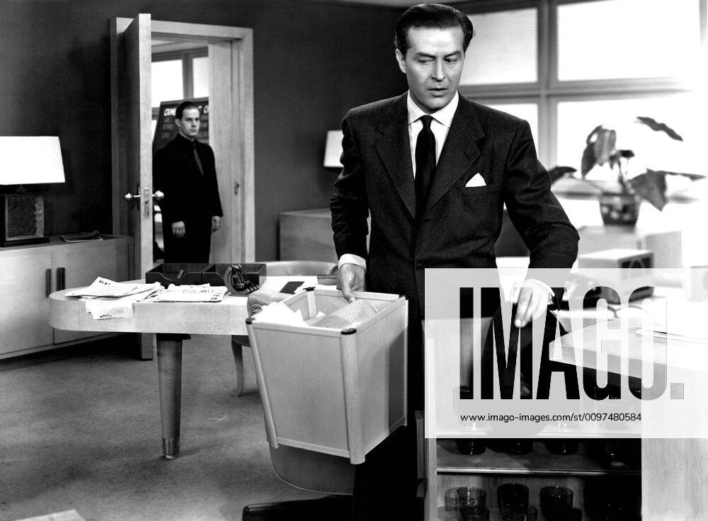 THE BIG CLOCK, Harry Ray Milland, 1948, office Courtesy Everett