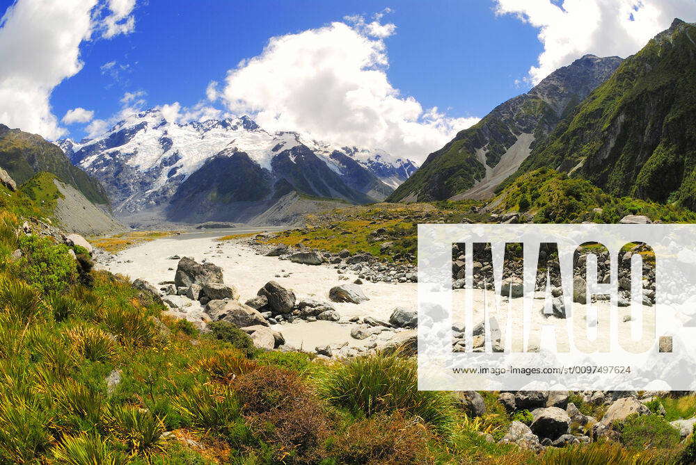 Hooker River with Mt Sefton, Hooker Valley, Mt Cook National Park ...