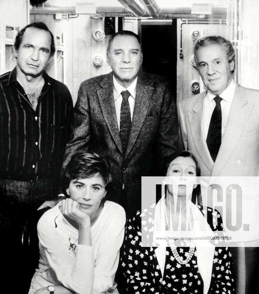 CONTROL, (aka IL GIORNO PRIMA), from left, Ben Gazzara, Kate