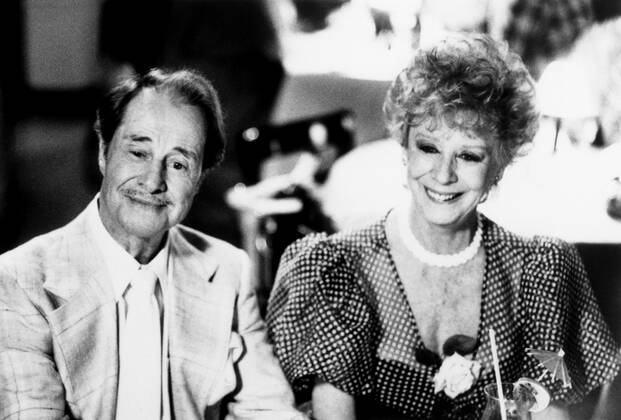 MANHATTAN MURDER MYSTERY, Jerry Adler, Lynn Cohen, 1993 TriStar ...