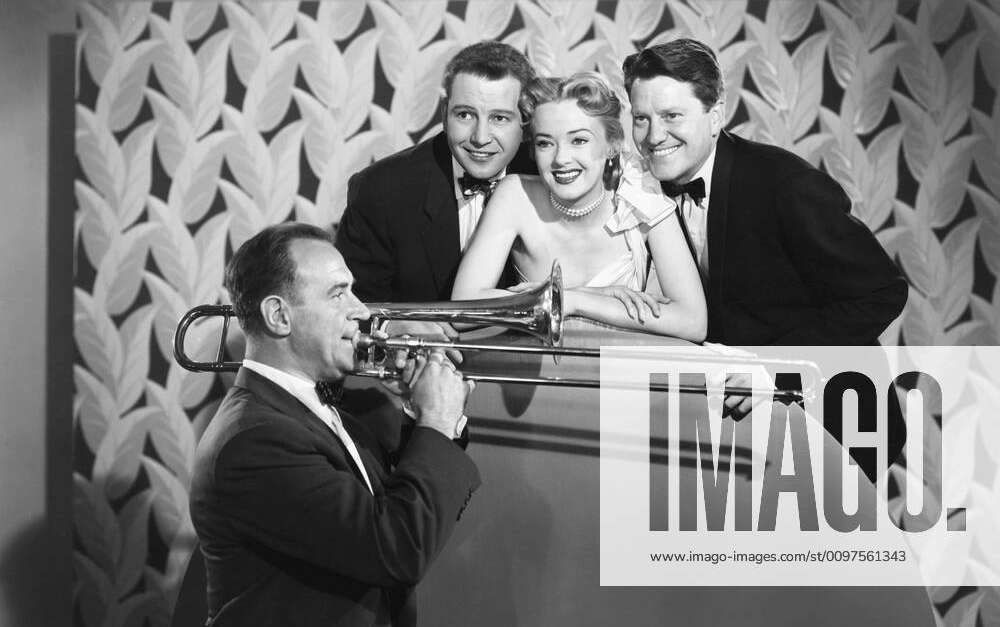 DISC JOCKEY, from left, Russ Morgan, Tom Drake, Jane Nigh, Michael O ...