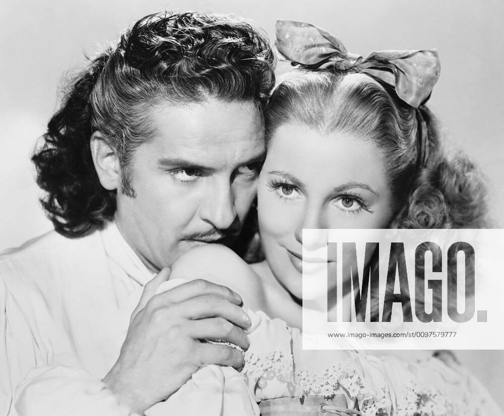 FRENCHMAN S CREEK, from left: Arturo de Cordova, Joan Fontaine