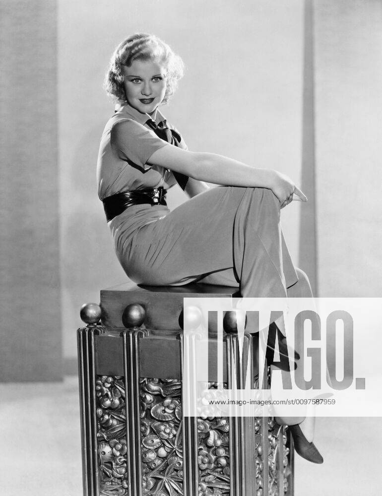 GOLD DIGGERS OF 1933, Ginger Rogers, 1933 Y