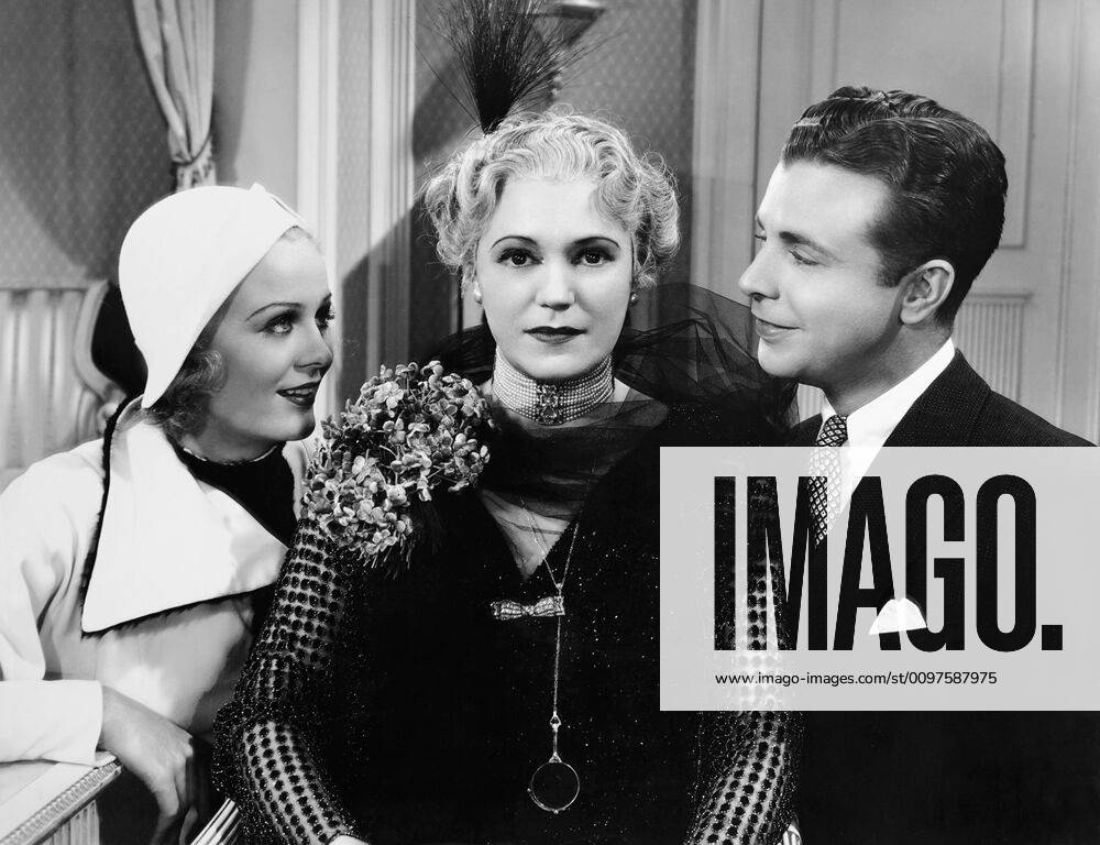 GOLD DIGGERS OF 1935, from left: Gloria Stuart, Alice Brady, Dick