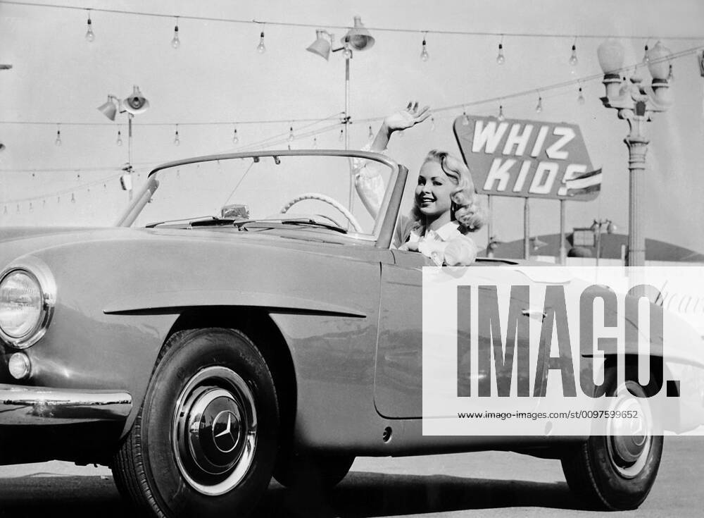 HOT CARS Joi Lansing 1956 Y