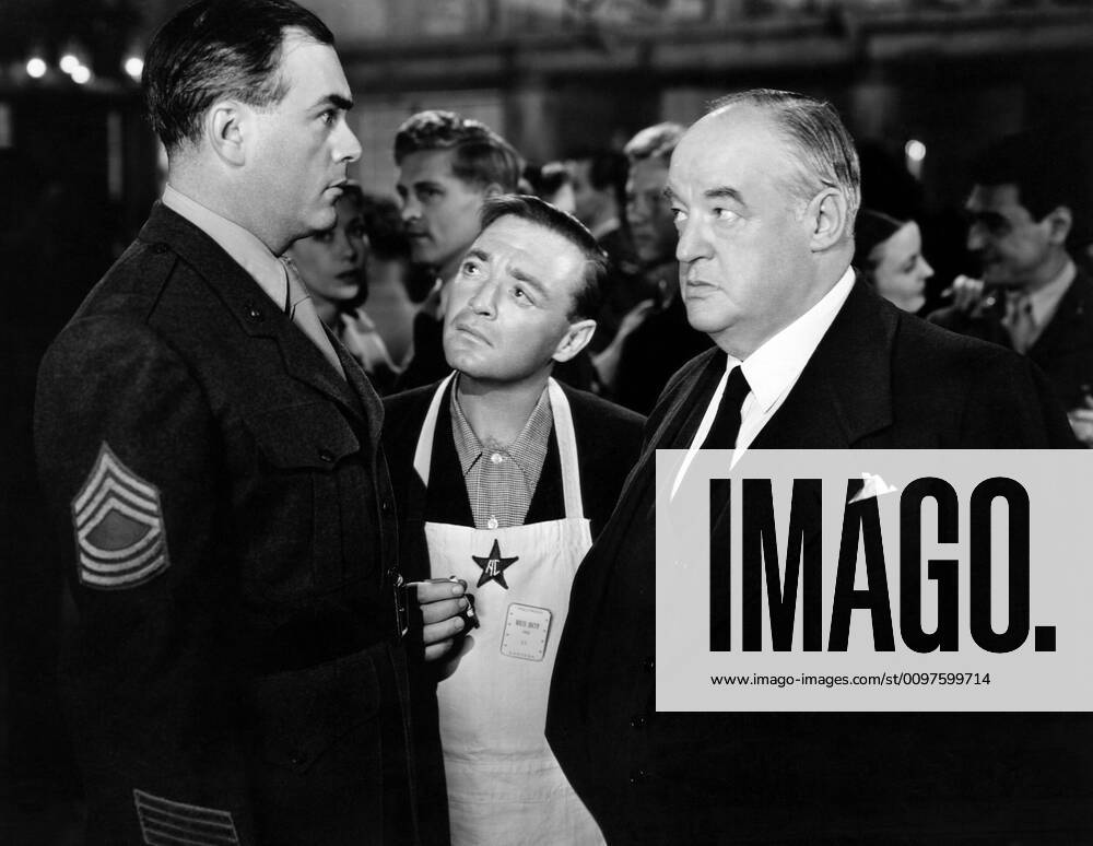 HOLLYWOOD CANTEEN, James Flavin, Peter Lorre, Sydney Greenstreet, 1944 Courtesy Everett Collection