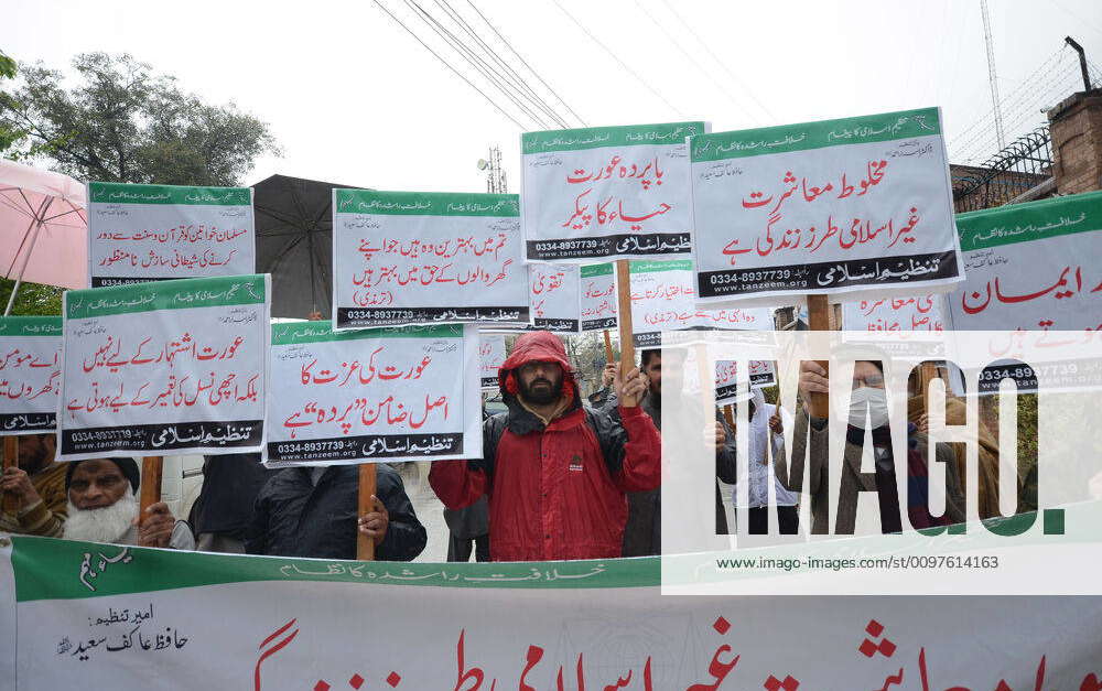 Protest ahead of International Women s Day Supporters of Tanzeem-e ...