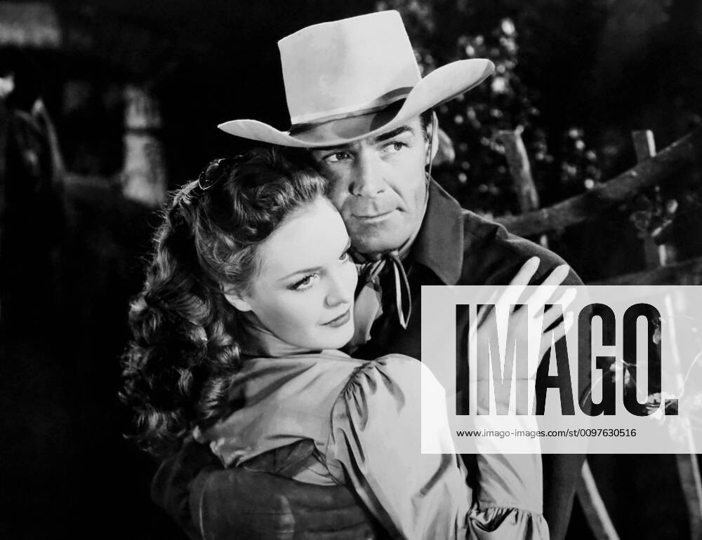 GUNFIGHTERS, from left: Dorothy Hart, Randolph Scott, 1947 Courtesy ...