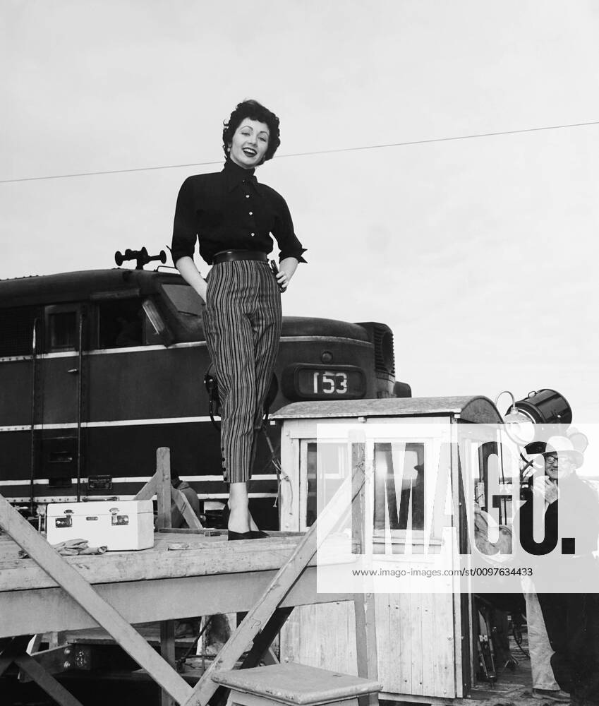Kathy Case HUMAN DESIRE, from left: Kathleen Case, director Fritz Lang on set
