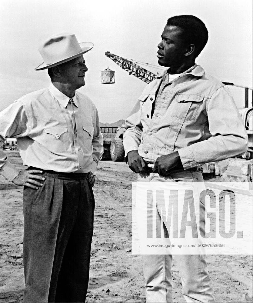 LILIES OF THE FIELD, Ralph Nelson, Sidney Poitier, 1963. Courtesy Everett Collection