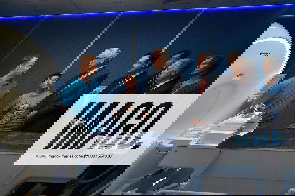 BRAD HAZZARD MRI MACHINES, NSW Health Minister Brad Hazzard (centre) and Member for Penrith Stuart