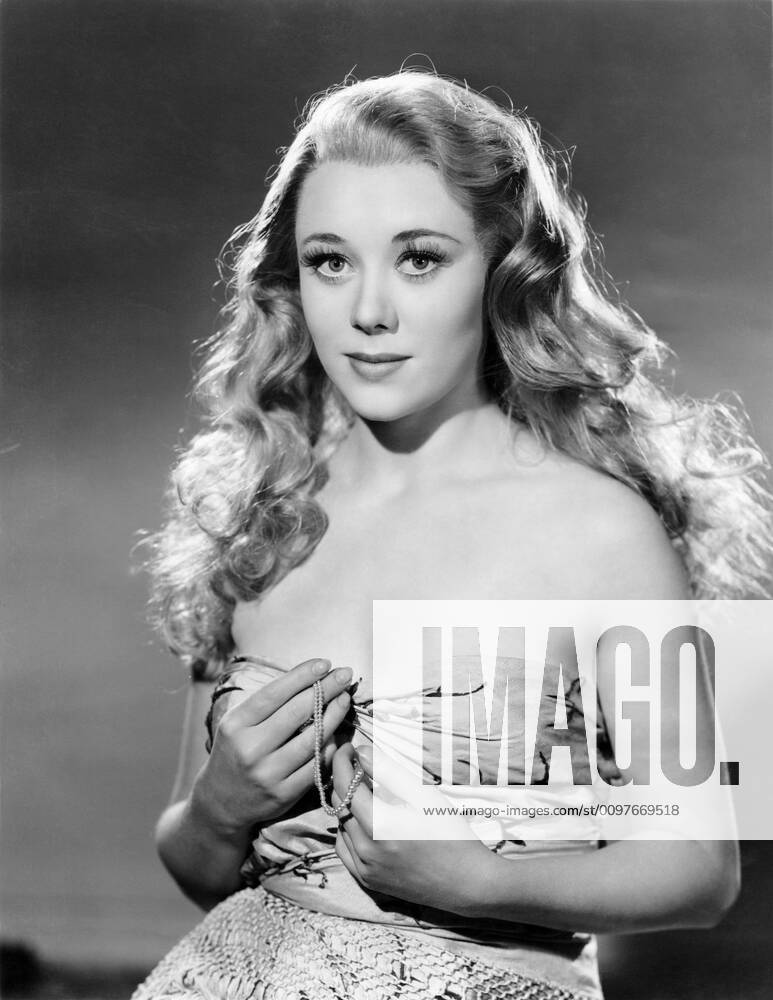 MIRANDA, Glynis Johns, 1948 Courtesy Everett Collection