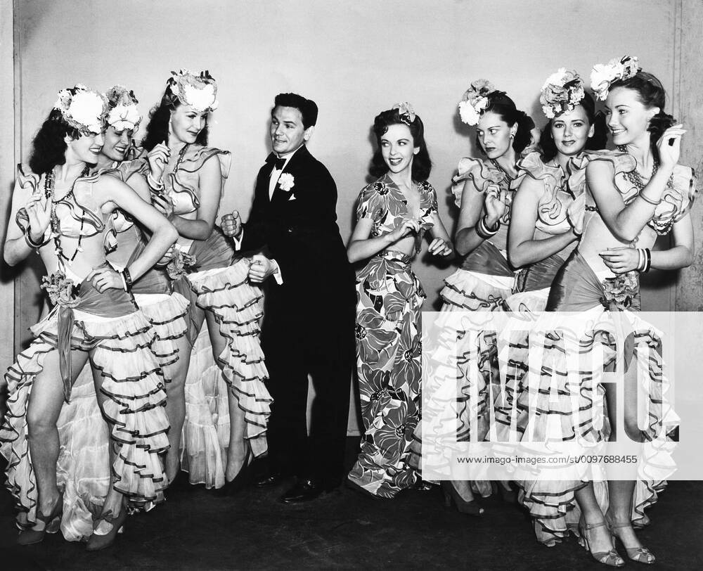 OUT OF THE FOG, John Garfield, Ida Lupino (floral print), rhumba