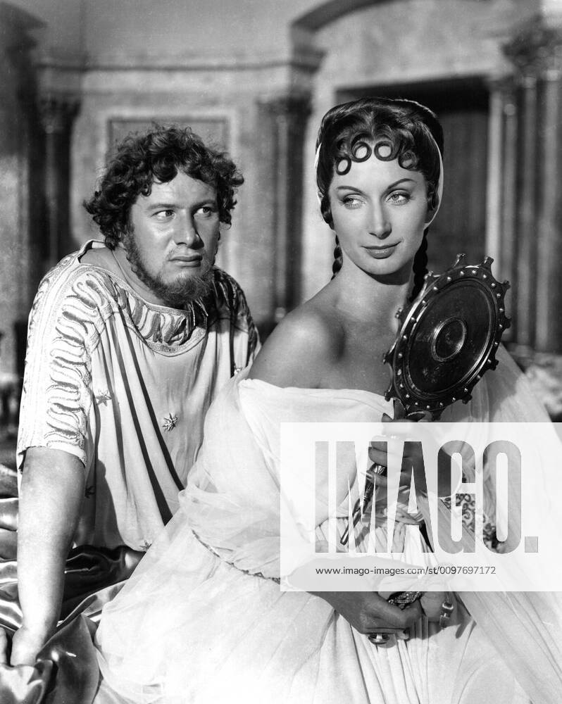 QUO VADIS, Peter Ustinov, Patricia Laffan, 1951 Courtesy Everett Collection  Y