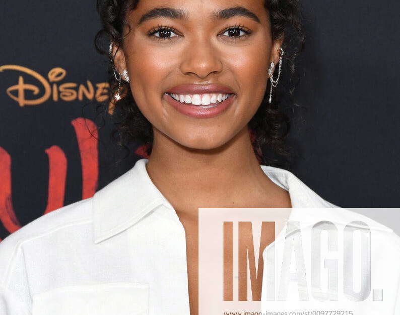 09 March 2020 - Hollywood, California - Chandler Kinney. Disney s Mulan ...