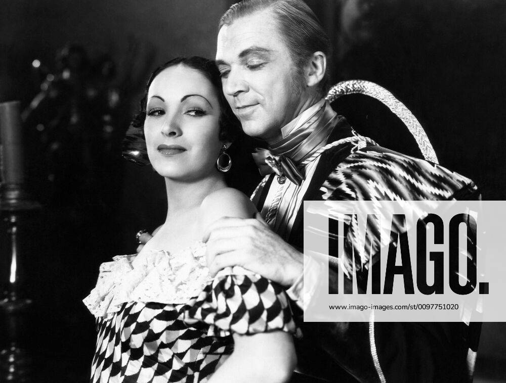 SUTTER S GOLD, from left, Aura de Silva, Lee Tracy, 1936 Courtesy