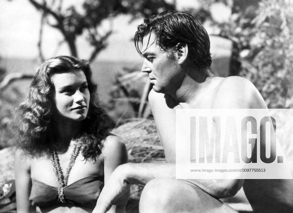 Tarzan And The Mermaids, From Left, Linda Christian, Johnny Weissmuller 