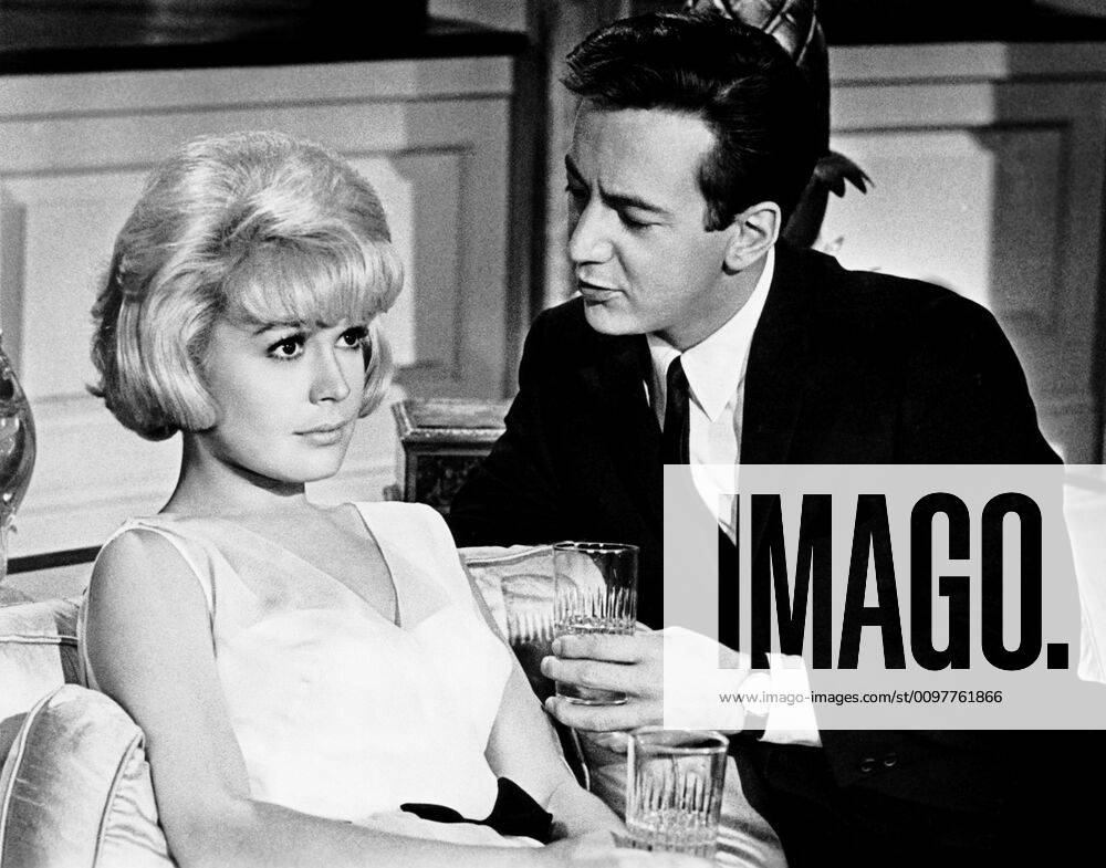 THAT FUNNY FEELING, from left, Sandra Dee, Bobby Darin, 1965 Courtesy ...