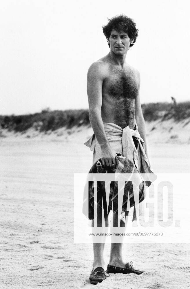 VIOLETS ARE BLUE, Kevin Kline, 1986. Columbia Pictures courtesy Everett Collection Columbia