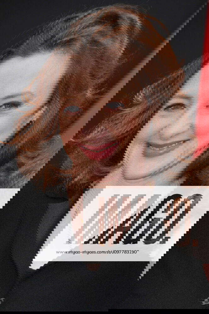 Joan Cusack at the World Premiere of Mars Needs Moms 3D held at the El