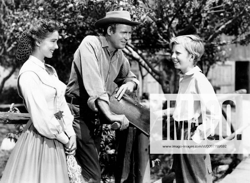 THE TREASURE OF LOST CANYON, from left, Julie Adams, (aka Julia Adams ...