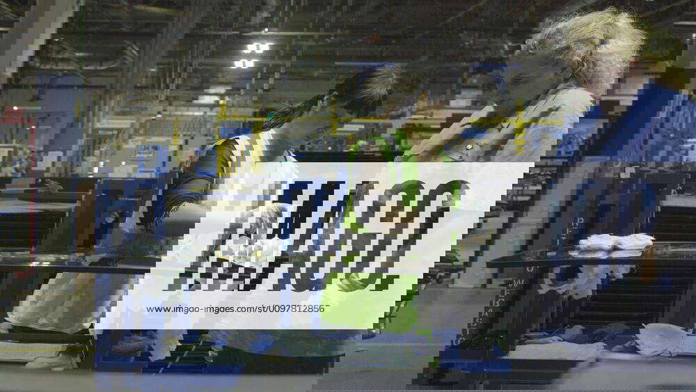 AMERICAN FACTORY, workers at Fuyao glass company in Ohio, 2019. Netflix courtesy Everett Collection