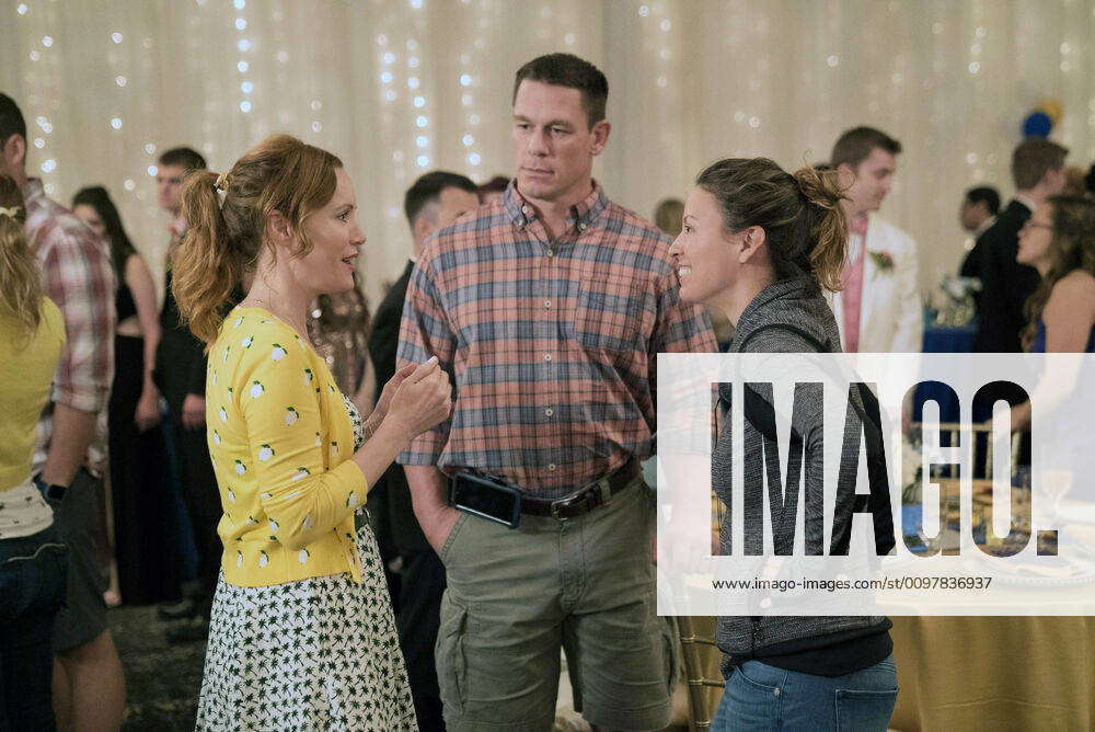 BLOCKERS, l-r: Leslie Mann, John Cena, director Kay Cannon on set, 2018 ...