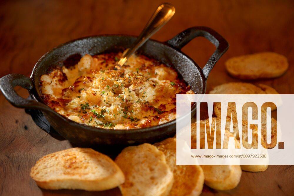 March 13, 2020, Safety Harbor, Florida, USA Available at the Water Oak