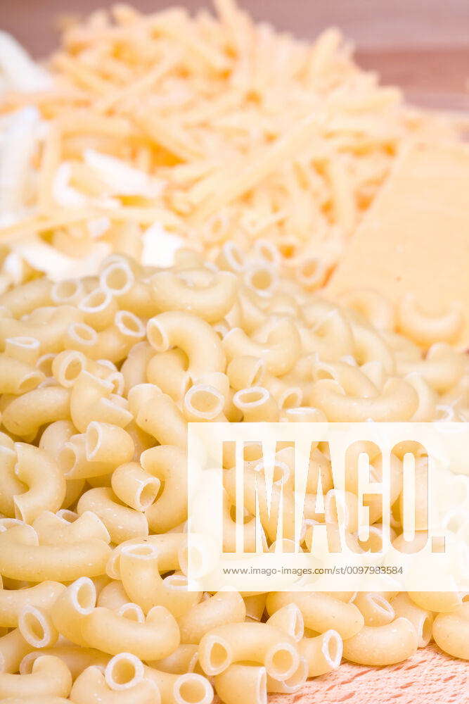 Mac food close up macaroni and cheese nice colors Y