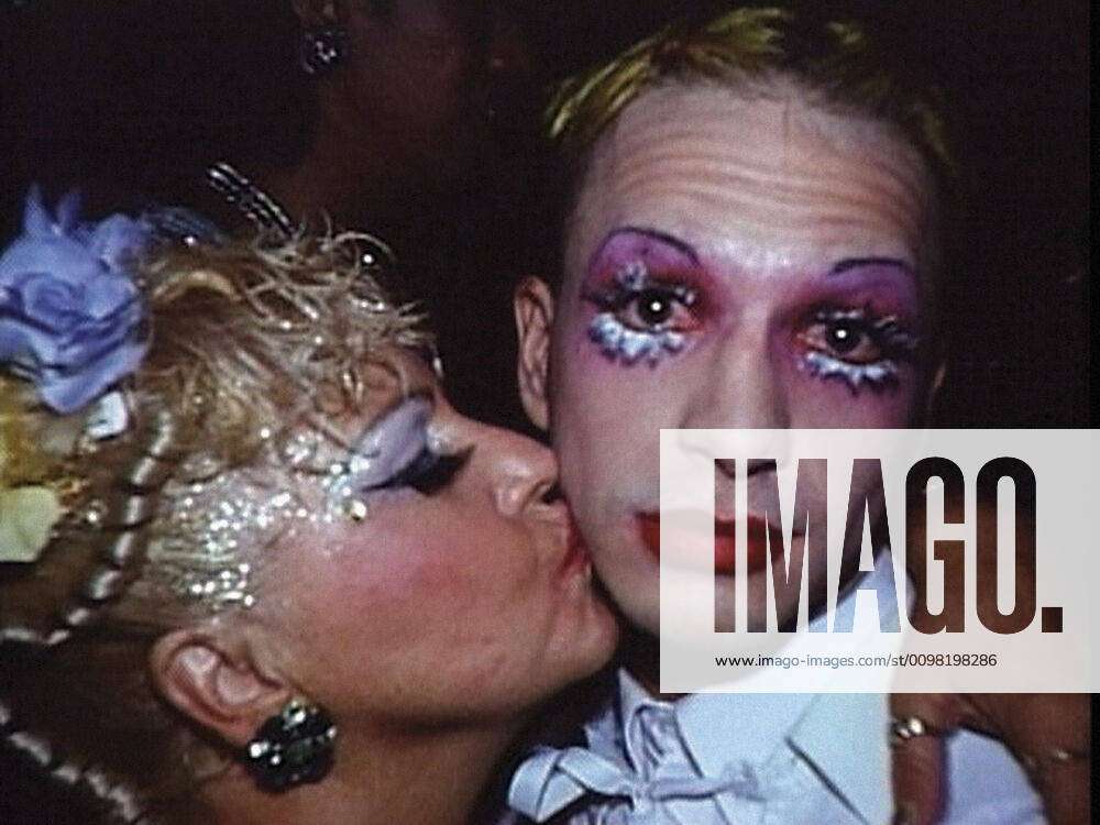 Party Monster The Shockumentary Michael Alig Being Kissed By His Mother Elke Alig 1998 C