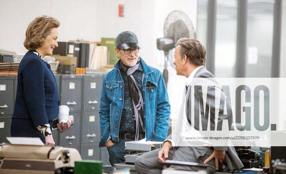 THE POST, From Left: Meryl Streep, Director Steven Spielberg, Tom Hanks ...