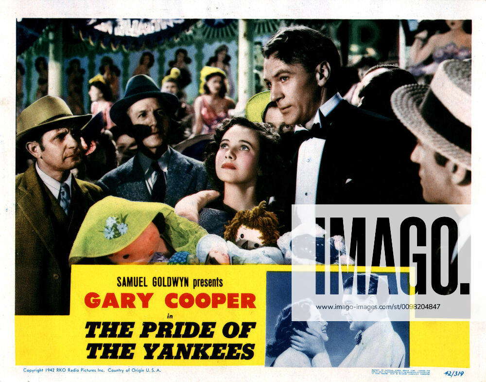 The Pride Of The Yankees, From Left, Teresa Wright, Gary Cooper, 1942 