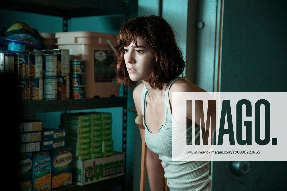 10 CLOVERFIELD LANE Mary Elizabeth Winstead 2016. ph Michele K