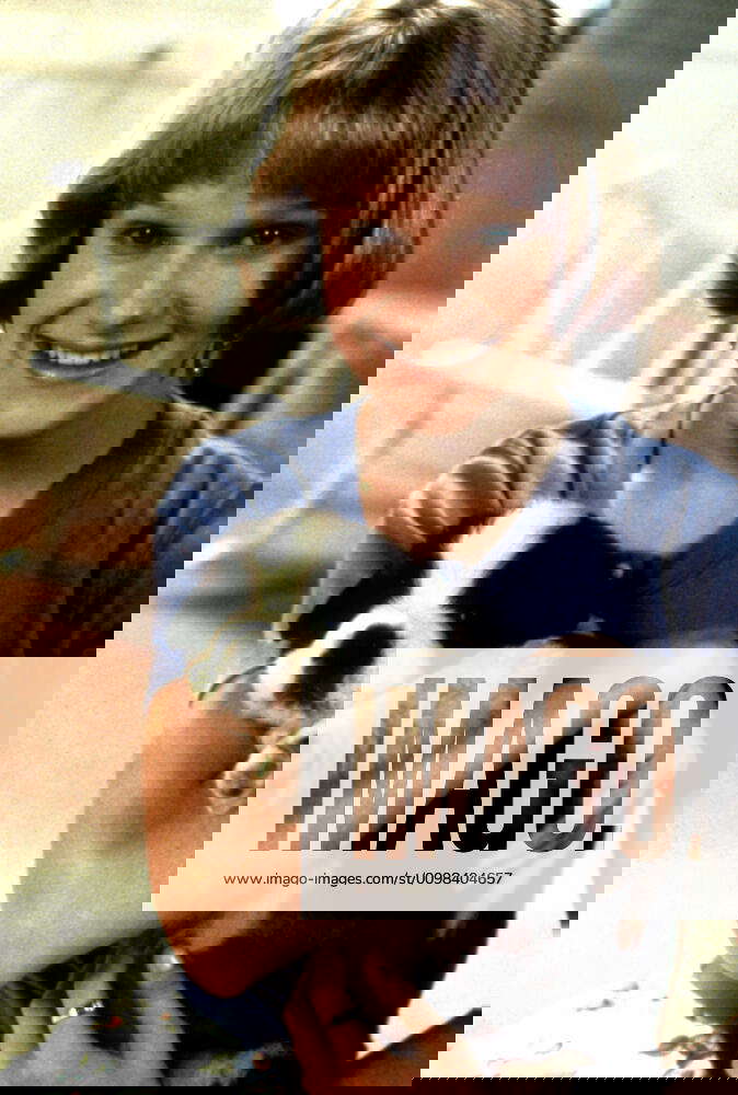 BEETHOVEN S 2ND, Nicholle Tom, 1993, (c)Universal courtesy Everett ..., image size:674x1000