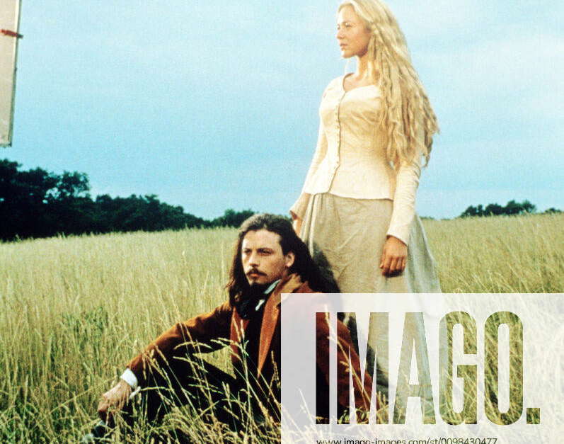 RIDE WITH THE DEVIL, from left Skeet Ulrich, Jewel, 1999, USA Films courtesy Everett Collection