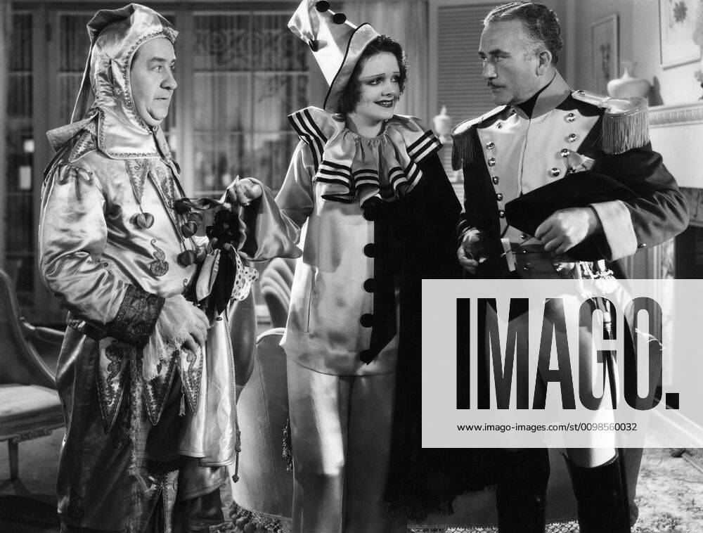 BED OF ROSES, Pert Kelton, John Halliday (right), 1933 Jerry Tavin