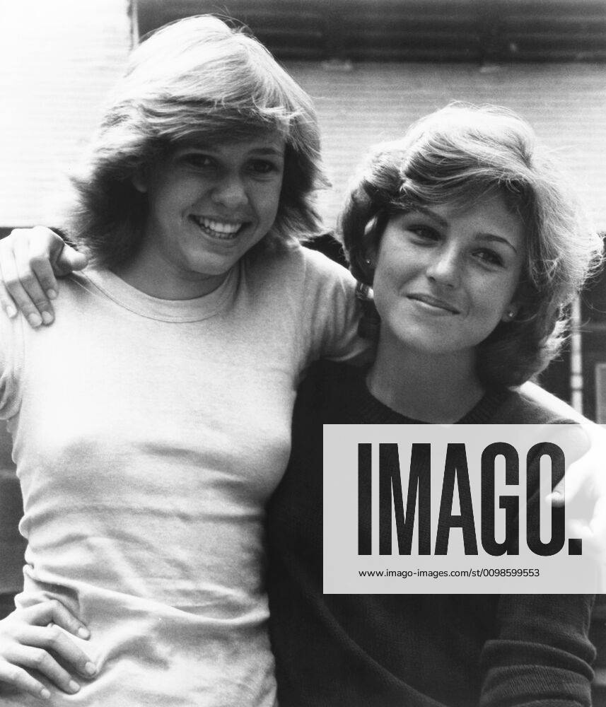 LITTLE DARLINGS, from left Kristy McNichol, Tatum O Neal, 1980