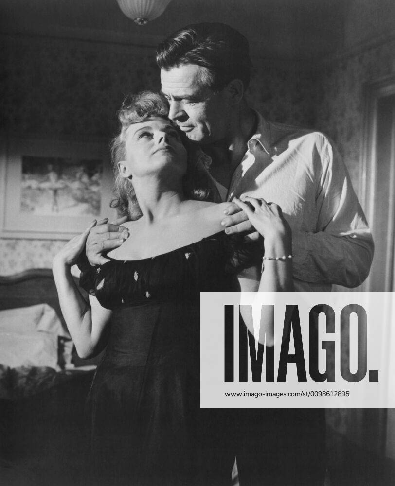 ODDS AGAINST TOMORROW, from left Shelley Winters, Robert Ryan, 1959