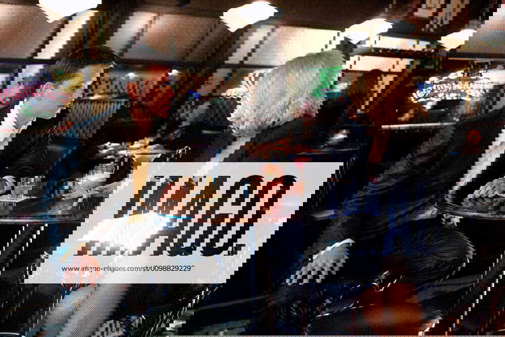 OCEAN S TWELVE, Matt Damon, Mini Anden, 2004, Warner Brothers