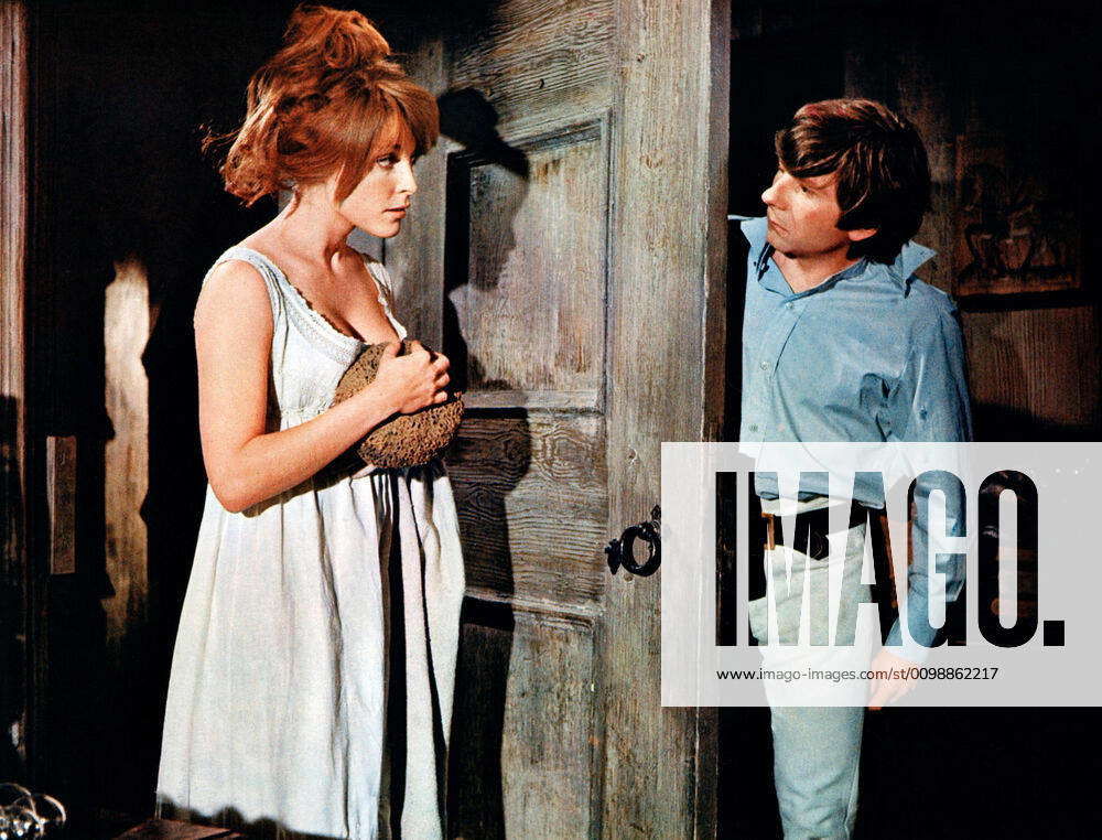 Sharon shops Tate & Roman Polanski THE FEARLESS VAMPIRE KILLERS Photo