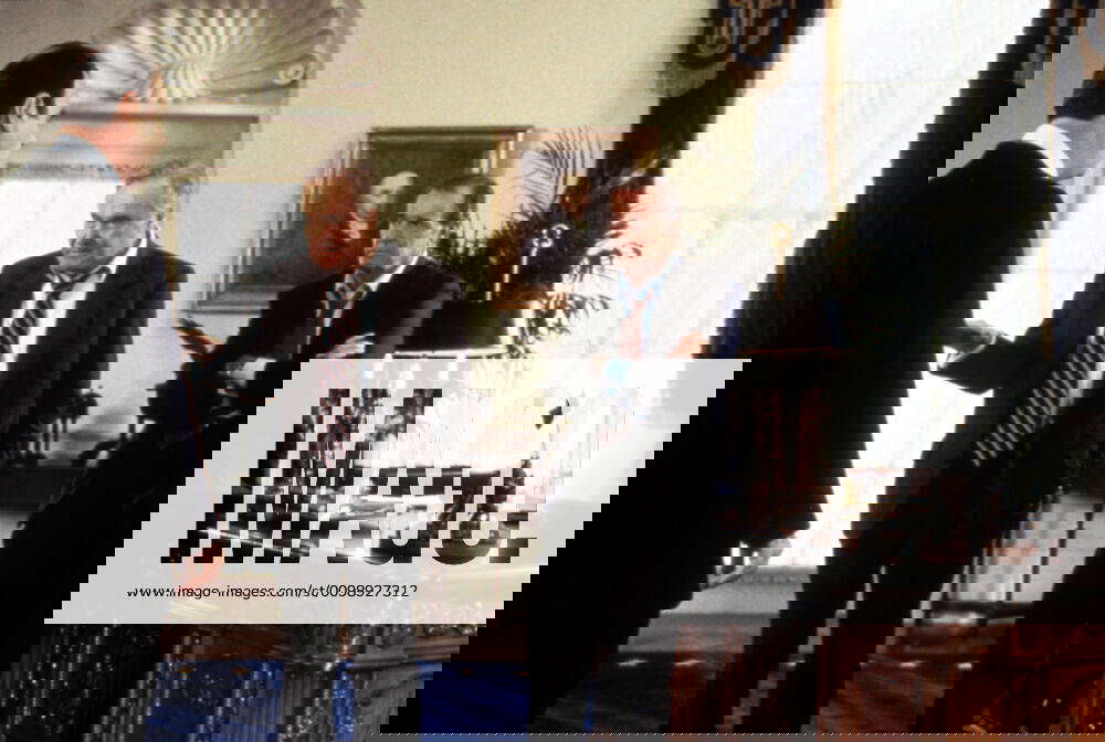 MY FELLOW AMERICANS, Dan Aykroyd, Jack Lemmon, James Garner, 1996, (c