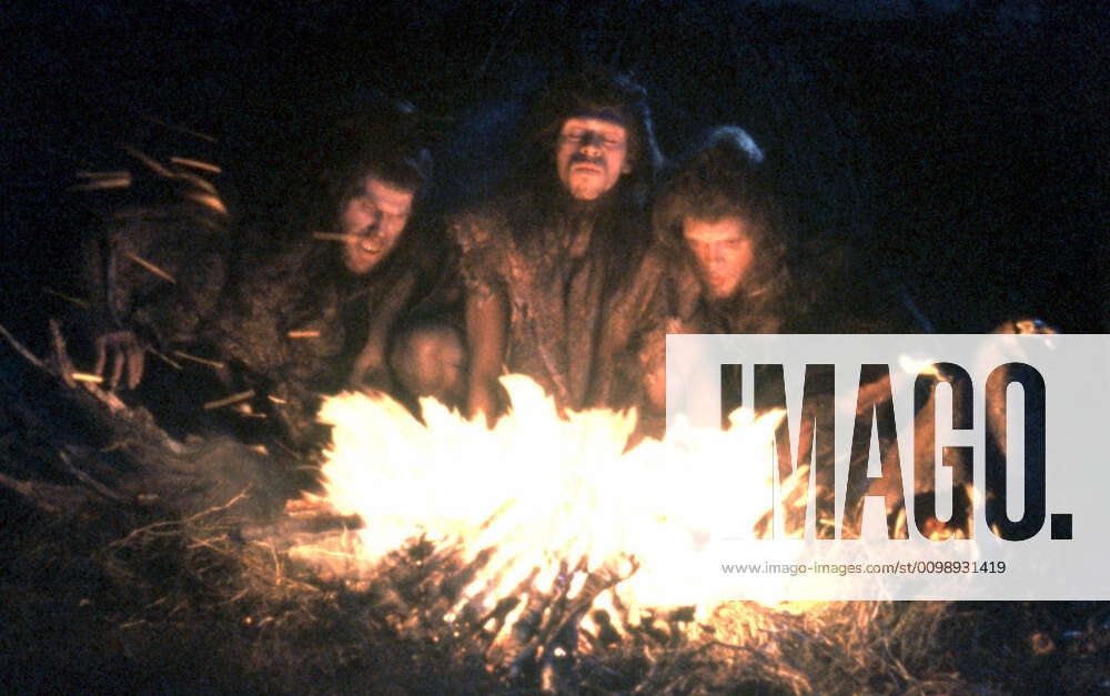 QUEST FOR FIRE, Ron Perlman, Nameer El-Kadi, Everett McGill, 1981, TM ...