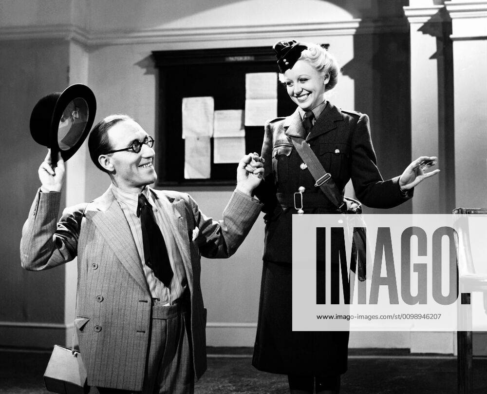 KING ARTHUR WAS A GENTLEMAN, from left: Arthur Askey, Evelyn Dall, 1942 ...