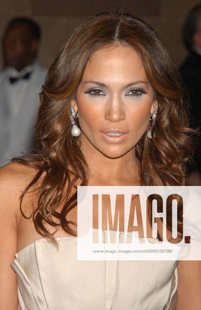 Jennifer Lopez in attendance for ACE Accessories Council Awards 11th