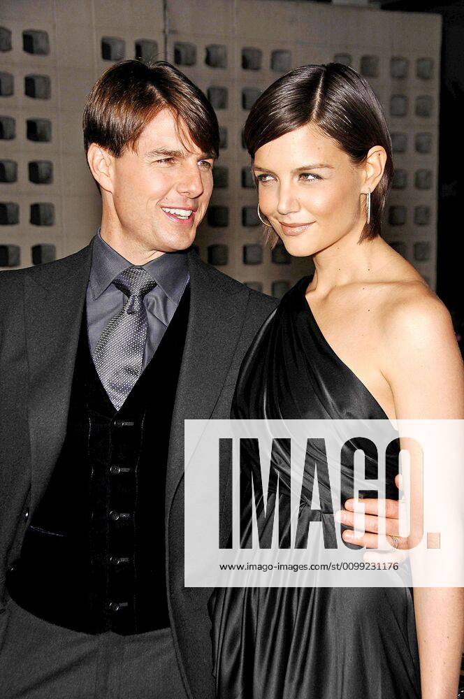 Tom Cruise, Katie Holmes (wearing a Monique Lhuillier dress) at ...