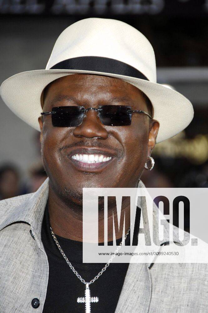 Bernie Mac at arrivals for Paramount Pictures Premiere of TRANSFORMERS ...