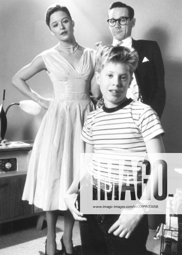 MONKEY HOUSE, (aka KURT VONNEGUT S MONKEY HOUSE, from left Charlene