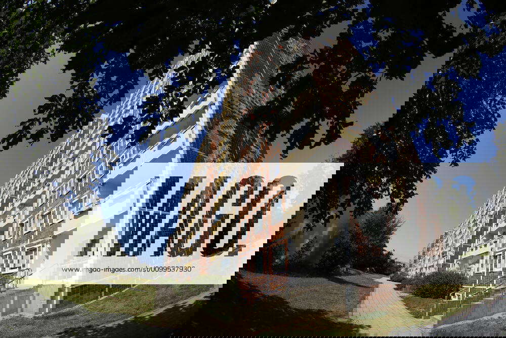 The riots in Rostock Lichtenhagen in Mecklenburger Allee between 22 and