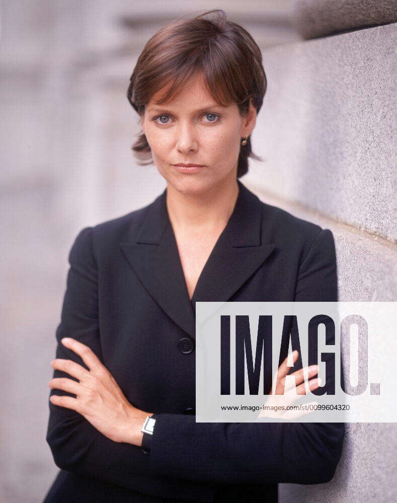 LAW AND ORDER, Carey Lowell, 1990-2010. NBC Courtesy: Everett Collection  NBC Courtesy Everett